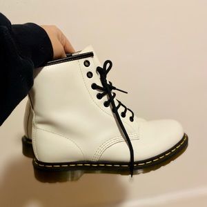 Doc Martens 1460 boot in size EU 41